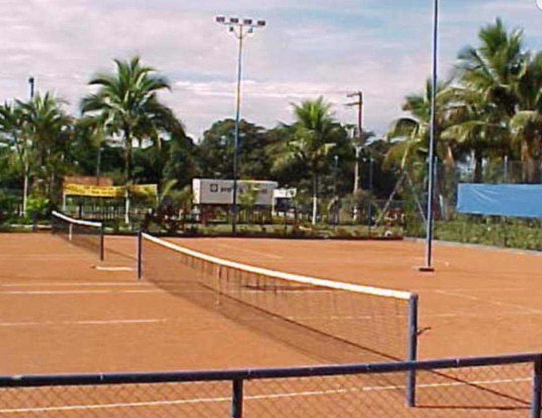 Апартаменти Ubatuba Apto. Wembley Tenis Екстер'єр фото